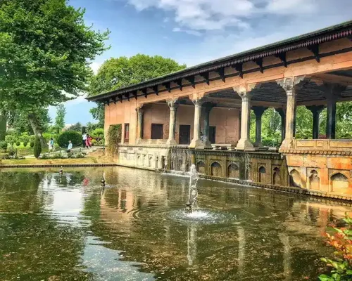 Srinagar Mughal Gardens