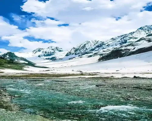 Thajwas-Glacier-sonmarg